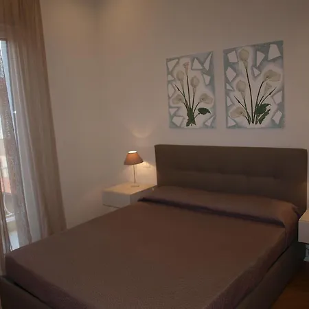 Il Pontile Holidays Appartement *